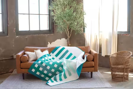 Quilts in Modern Color
From Stash Books
Amber Elliot