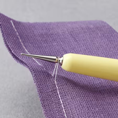 Metal Hera® with Stylus
From Clover Needlecraft
Use for sewing, quilting, embroidery, crafts, and more! This tool from Clover will feed fabric, make creases, trace patterns and rip out seams.
Features two ends:
Hera
Stylus
Made of: Metal / Plastic
Use: Quilting/sewing