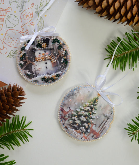 Winter Guest - DIY Beaded Ornament Kit From Abris Art
Designed and produced in Ukraine with love! Always yours, Abris Art.
This is a great DIY kit for beadwork (bead embroidery, NO THREAD REQUIRED) from Abris Art. New joy will bring an extra touch of warmth and comfort to your home. Such a picture of beads will also be a great gift for loved ones - because the best gifts are made by hand!
Number of colors: 10
Number of beads: 378 pcs
Picture size approx: 2.5" x 2.5"
