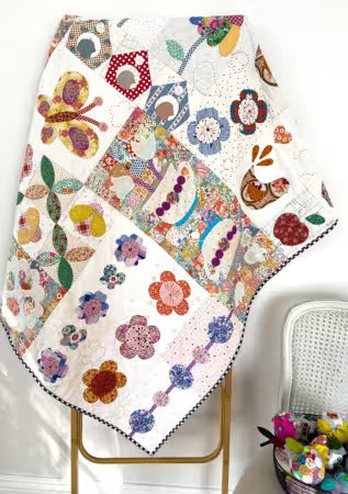 Meadowlicious
From Creative Abundance
By Nic Vaughan
Printed Paper Pattern
Finished Size: 60in x 60in
Final product: Quilt
Paper Templates Included
Technique Used: Appliqué
Skill Level: Confident Beginner