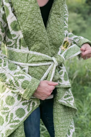 Cozy Cascade - Quilted Cardigan Pattern
From Rachel Rossi Design
Sizes Included: XS, S, M, L, XL, XXL, XXXL (seven sizes for the perfect fit) Shown in Wishflower collection by Rachel Rossi for Benartex (shipping Fall 2025)
Printed Paper Pattern
Finished Size: Multiple
Final Product: Wearables
Technique Used: Standard Machine Sewing
Skill Level: Intermediate