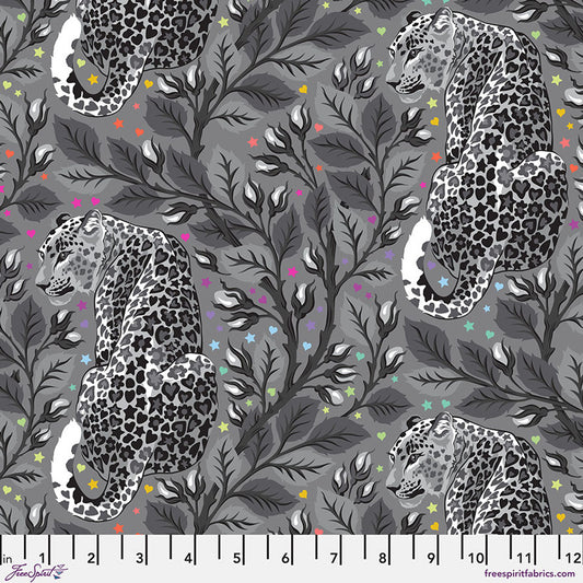 Birthmark - Shadow
From Free Spirit
By Tula Pink
Grayworks Collection
100% Cotton
43/44"